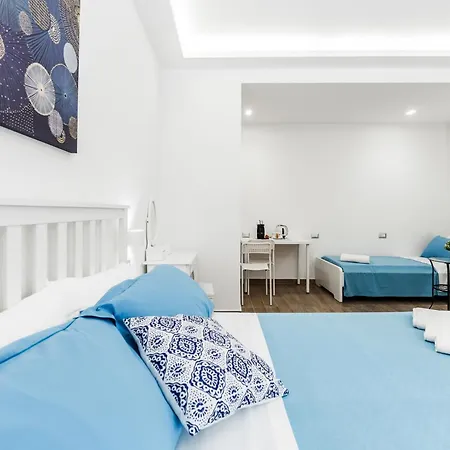Dm House & Catania