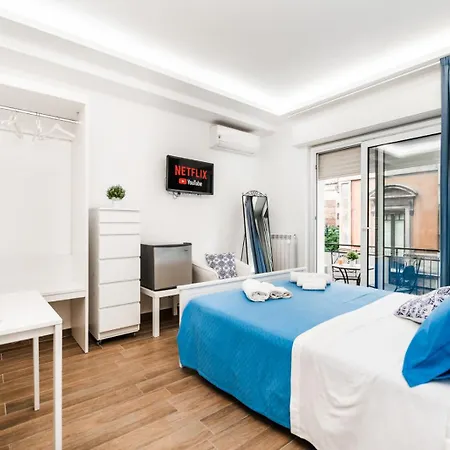 Dm House & 4*