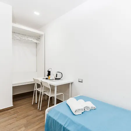 Dm House & 4* Catania