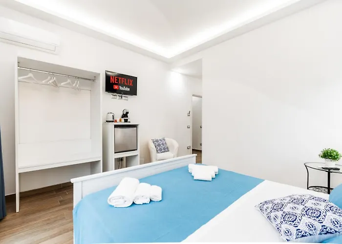 Guest house Dm House & 4*